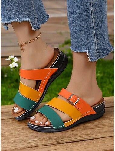  farbenfrohe Riemchensandalen mit Keilabsatz für Damen – bequeme Schlupfsandalen mit Schnallendetail, perfekt für die sommerliche Freizeitkleidung und Outdoor-Events