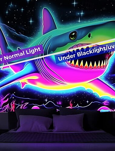  ブラックライトタペストリー　暗闇で光る　グローパーティー　UV反応　トリッピーな霧の動物　サメの自然風景　ハンギングタペストリー　壁アート　ミュール　リビングルーム　寝室用