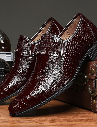  Men's Burgundy Crocodile Pattern Loafers – Stylish Slip-On Formal Shoes with Metal Accent for Business and Dressy Occasions