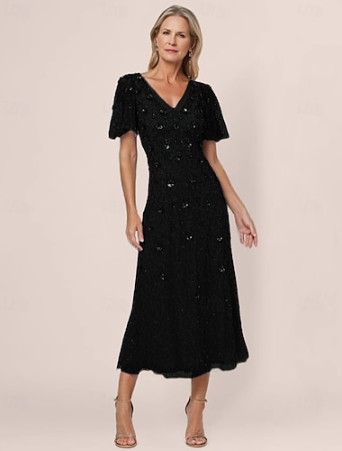  Rochie A-Line Purpurie Mărgelată Mama Miresei Nuntă Elegantă Vintage V Gât Lungime Pământ Dantelă Mâneci Scurte cu Dantelă Paiete