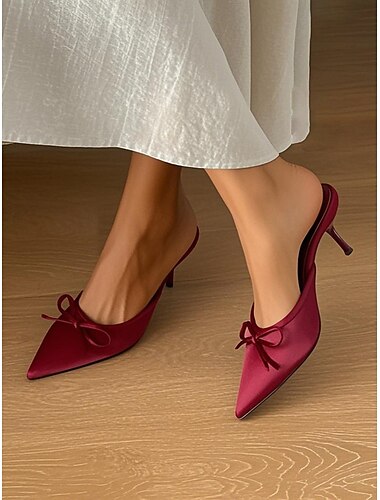  bordeauxrode satijnen kitten heels voor dames – puntige muiltjes met strikdetail voor stijlvolle dates en dagelijkse outfits