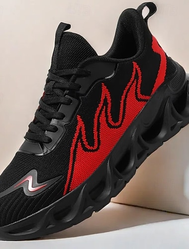 pánské sportovní tenisky, odvážný plamenný design v černé a červené barvě, atletická obuv na běhání a do posilovny   pánské sportovní tenisky, odvážný plamenný design v černé a červené barvě, atletická obuv na běhání a do posilovny