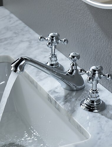  Baño grifo del fregadero - Separado Galvanizado Muy Difundido Dos asas de tres agujerosBath Taps