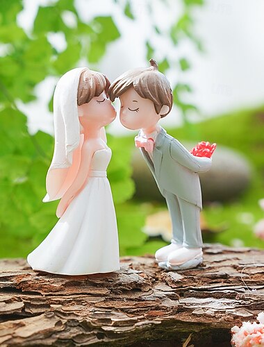  Escultura de casal de resina de 2 peças, estatuetas modernas de noivos, estátua romântica de recém-casados, decoração de mesa de cerimônia de casamento, presente de casamento fofo, enfeite de mesa