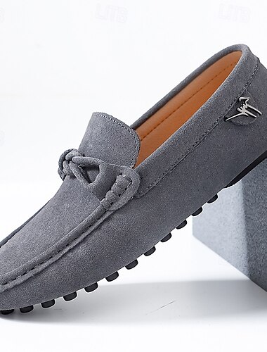  Rode suède mocassins voor heren met kwastjesdetail, casual instappers voor buitenactiviteiten en vakantieavonturen