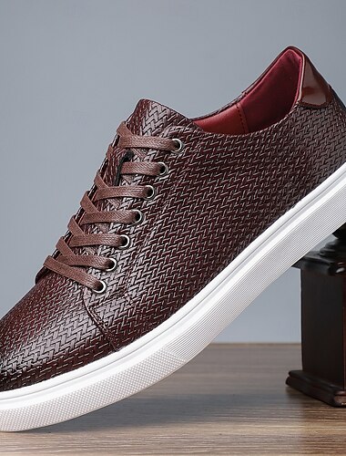  Herren-Sneakers mit brauner Struktur zum Hineinschlüpfen – vielseitige Freizeitschuhe für entspannte und elegante Anlässe