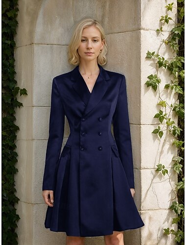  A-Linie Brautmutter Kleid Smoking Kleid Hochzeitsgast Kleid Elegantes Einfach Luxuriöses Blazer Reverskragen Knielang Satin Lange Ärmel mit Falten und Taschen 2025