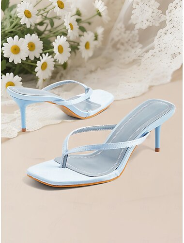  Hellblaue Damen-Pantoletten mit quadratischer Zehenpartie und Kitten Heel – minimalistische Slip-On-Sandalen aus Satin für Sommer-Dates, Brunch und Freizeitausflüge