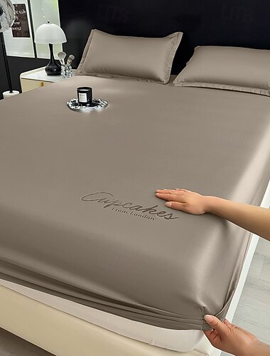  Summer Ice Cooling Bed Silky Comfy Fitted Sheet Cooling Sheets for Hot Sleeper Breathable Fitted Sheet Only Women, Men, Teens