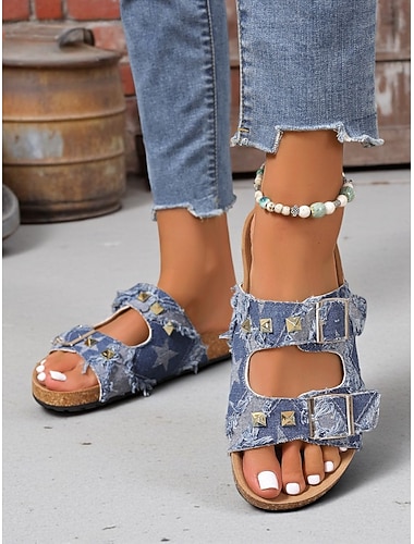 sandálias femininas de brim com fivela dupla e tachas – chinelos casuais de rua para o verão e atividades ao ar livre