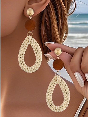  Orecchini pendenti in stile boho con conchiglie per donna: orecchini pendenti in rattan fatti a mano con conchiglie di ciprea naturali, gioielli da spiaggia leggeri per le vacanze estive e gli abiti costieri