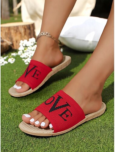  Γυναικεία σανδάλια με flyknit - κόκκινο σχέδιο "love", casual slip-on σχέδιο, ιδανικά για μέρες στην παραλία και casual εξόδους