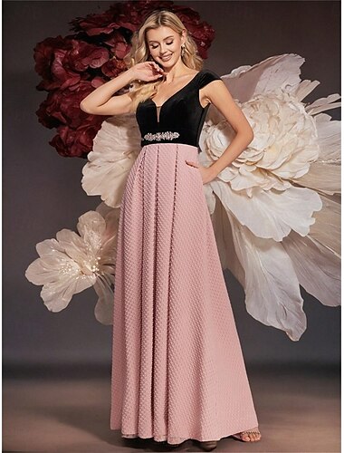  A-Linie Quinceanera-Kleider Elegant Kleid Formell Hochzeit Bodenlang Ärmellos V Ausschnitt Polyester V-Ausschnitt mit Falten 2025