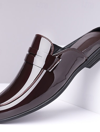  Chaussures à enfiler en similicuir marron verni pour homme au design élégant – chaussures haut de gamme pour réunions d'affaires, dîners et événements formels