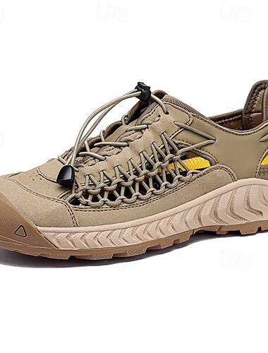  Herrsneakers i röd och beige med slitstarkt snörningssystem och bekväm passform för löpning, vandring och äventyr