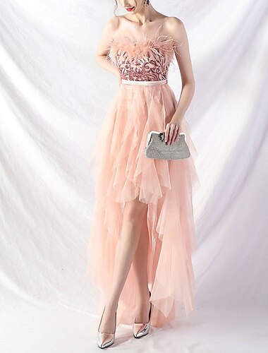  A-Linie Quinceanera Šaty Elegantní Šaty Formální Svatební Asymetrické Bez Rukávů Bez Ramínek Tyl Bez Zad s Péřovým Výšivkou
