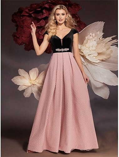 גזרת A שמלות Quinceanera אלגנטית שמלה רשמי חתונה עד הריצפה ללא שרוולים צווארון V פוליסטר V חזרה עם קפלים 2025