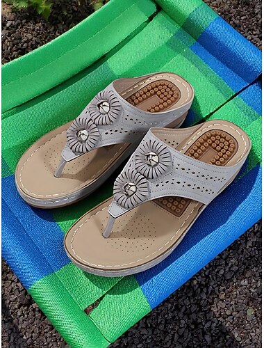  Женские шлепанцы с цветочным узором – серая танкетка с массажной стелькой, дышащие и стильные для отдыха на открытом воздухе