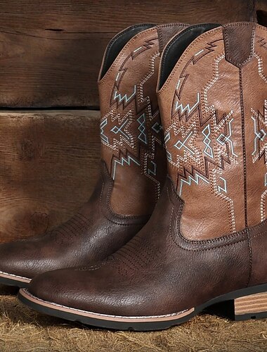 Botas vaqueras marrones para hombre con detalles bordados: botas clásicas de estilo vaquero para eventos al aire libre, reuniones informales y fiestas vaqueras.