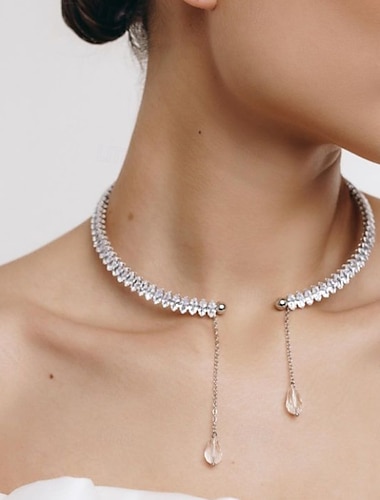  Collier pendentif Strass Femmes Élégant Luxe Franges Frange à pompons Mariage Cercle Colliers Tendance Pour Mariage Soirée Saint-Valentin