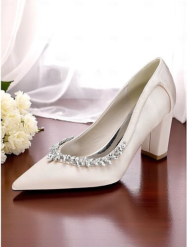  Damen-Hochzeitspumps aus rosa Satin mit Blockabsatz, spitze, mit Strasssteinen verzierte Brautschuhe für formelle Zeremonien und elegante Anlässe
