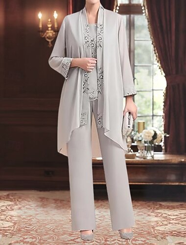 Conjunto de Calça 3 Peças Vestido Mãe da Noiva Elegante Vintage Simples Gola Barco Comprimento do Chão Chiffon Poliéster Sem Mangas Manga Longa com Renda Apliques de Lantejoulas   Conjunto de Calça 3 Peças Vestido Mãe da Noiva Elegante Vintage Simples Gola Barco Comprimento do Chão Chiffon Poliéster Sem Mangas Manga Longa com Renda Apliques de Lantejoulas