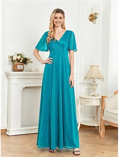  A-Linjainen Quinceanera-mekko Elegantti Mekko Viralliset Häät Lattiapituus Lyhythihainen V-aukko Šifoni Pleidillä