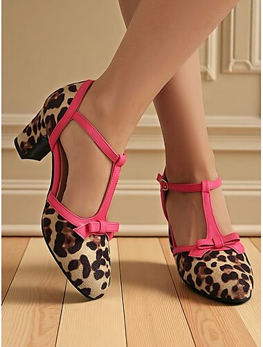  Damen-Pumps mit T-Riemen und Leopardenmuster und rosa Schleifendetail – stylische Retro-Blockabsatzschuhe im 50er-Jahre-Stil, perfekt für Partys, Freizeitkleidung und Modeveranstaltungen