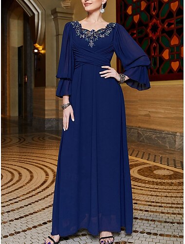  A-Line Mother of the Bride Dress Elegant Square Neck Floor Length Chiffon Long Sleeve with Lace Pleats