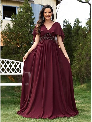  A-vonalú Quinceanera ruhák Elegáns Ruha Formális Esküvő Padlóhosszú Rövid Ujjú V Nyakú Chiffon Háttal Fodrokkal Applikációkkal