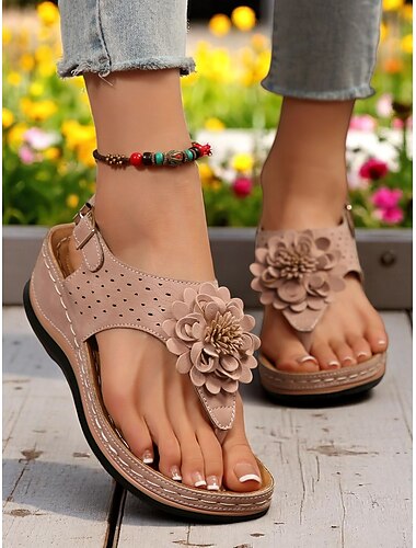  Bequeme Sandalen für Damen mit Blumenverzierung – lässige T-Riemen-Sandalen mit weicher Sohle für Damen, ideal für Gartenspaziergänge, Picknicks und tägliche Besorgungen.