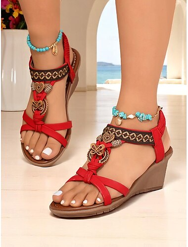  dunkelgrüne Keilsandalen im Bohemian-Stil für Damen mit geflochtenen Riemen – Sommerschuhe im Ethno-Stil für Strandurlaube und Freizeitausflüge