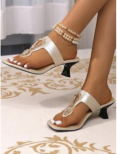  Elfenbeinfarbene Zehentrenner-Sandalen mit Kitten Heel für Damen – elegante Schlupfschuhe mit Strassverzierung für Cocktailpartys und Abendgarderobe