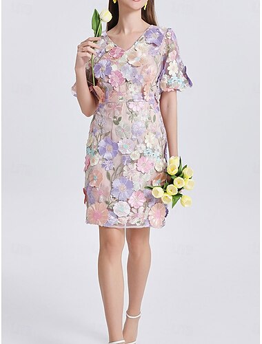  A-Linie Quinceanera-Kleider Elegant Kleid Hochzeit Hochzeitsgast Knielang Kurzarm V Ausschnitt Polyester mit Stickerei 2025