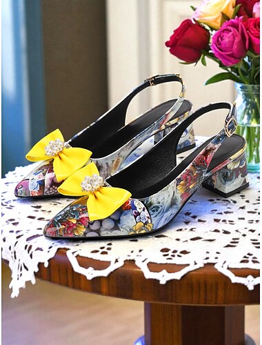  Damen-Slingback-Pumps mit Blumenmuster und Perlenschleife – farbenfrohe Blockabsätze mit spitzer Spitze für den Nachmittagstee, Gartenhochzeiten und Outfits im Vintage-Stil der 1950er Jahre