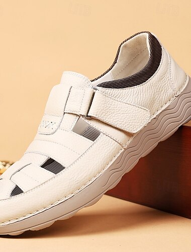  Hellbraune Herren-Sneaker mit Klettverschluss, atmungsaktivem Obermaterial und flexibler Sohle – bequeme und stylische Schuhe für die Freizeit und Outdoor-Aktivitäten