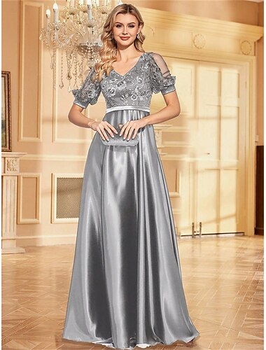  A-Linie Quinceanera-Kleider Elegant Kleid Formell Hochzeit Bodenlang Kurzarm V Ausschnitt Satin mit Falten 2025
