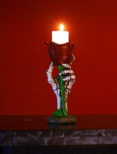  Statua di Halloween creativa, tema amore eterno, teschio in mano che tiene una rosa, portacandele, decorazione romantica e gotica, spettrale, ornamento da tavolo, arredamento unico per la casa per la festa di Halloween.