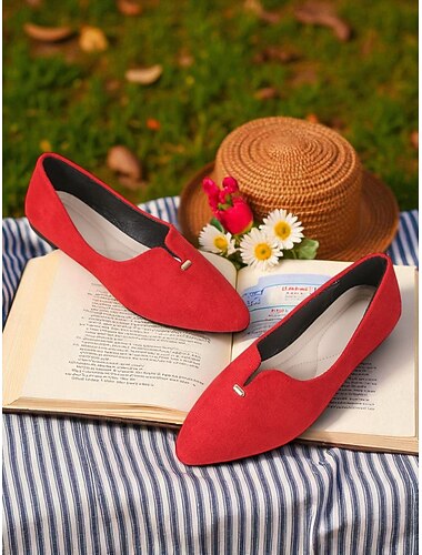  ballerine da donna in finta pelle scamosciata rossa con punta affilata – comode scarpe da picnic per i pomeriggi autunnali, le letture sul prato e gli appuntamenti per un caffè all'aperto