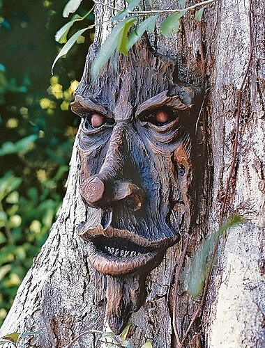  skurrile Art-Deco-Baumgeist-Skulptur – wandmontierte, batterielose, stromlose Außenstatue für Halloween- und Weihnachtsdekorationen – einzigartige Gartendekoration, handgefertigtes Harzdesign