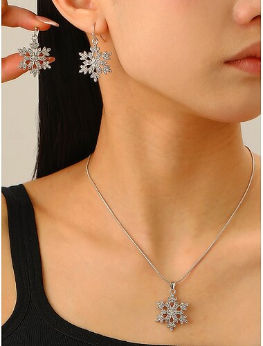  Set di gioielli da donna con fiocco di neve, collana con ciondolo in cristallo scintillante e orecchini pendenti: elegante stile invernale per feste di Natale e regali per le feste