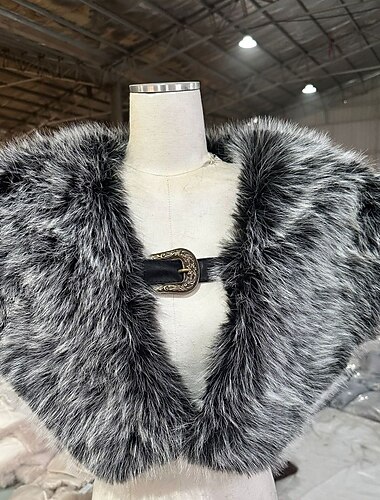  عتيق / معتق العصور الوسطى عصر النهضة الرأس شالShawls زي الفرو الصناعي محارب الفايكينج ملابس تنكرية رجالي الفايكينج عيد الرعب مهرجان أداء مناسب للحفلات LARP بالغين شال