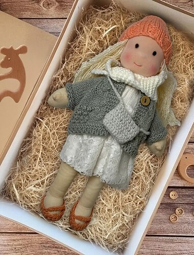 手作りのウォルドルフ人形、女の子の赤ちゃん用、洋服セット付き - 11.8インチの柔らかいぬいぐるみ、幼児向け、お子様へのクリスマスプレゼントに最適