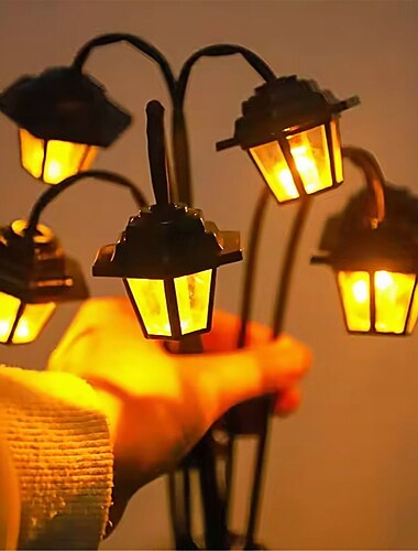  aurinkovalot retro lyhty koristevalo aurinkoenergialla toimiva 6 ledin retro katuvalaisimen muotoinen koristevalo sopii puutarhapihalle 1 kpl