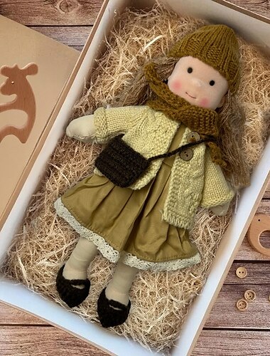  手作りのウォルドルフ人形、女の子の赤ちゃん用、洋服セット付き - 11.8インチの柔らかいぬいぐるみ、幼児向け、お子様へのクリスマスプレゼントに最適
