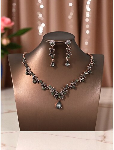  Elegante collana e orecchini da donna placcati in oro con cristalli scintillanti a forma di goccia: gioielli di lusso per matrimoni, feste ed eventi formali