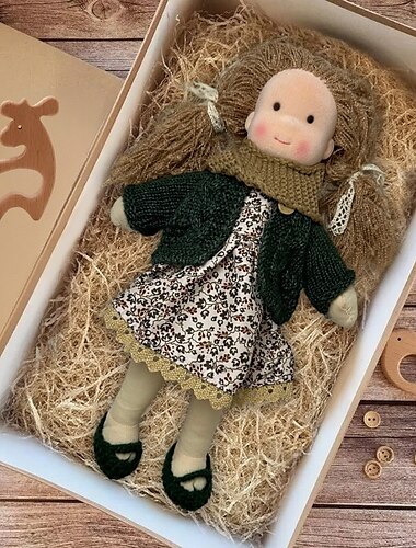  手作りのウォルドルフ人形、女の子の赤ちゃん用、洋服セット付き - 11.8インチの柔らかいぬいぐるみ、幼児向け、お子様へのクリスマスプレゼントに最適