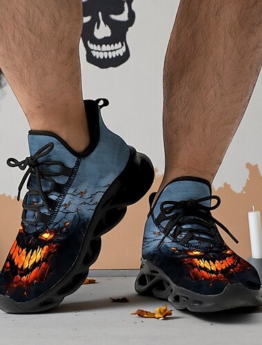  Zapatillas con cordones para hombre con estampado de calavera ardiente: zapatillas deportivas informales de Halloween con suela cómoda para correr, fiestas y ropa de calle para el día a día.