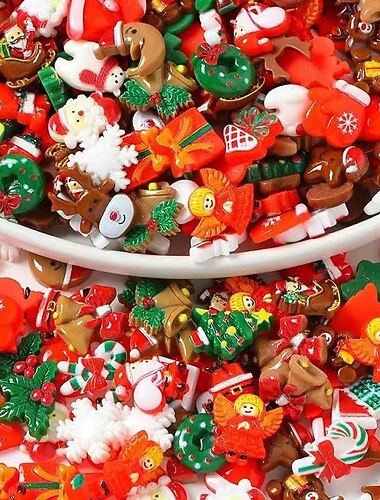  100 stk. blandede juledekorasjoner i harpiks – DIY-tilbehør til hårspenner, gratulasjonskort, telefondeksler og håndlagde prosjekter