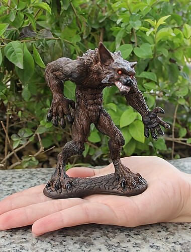  modello di bambola lupo mannaro europea antica per decorazioni di Halloween in PVC resistente fantasy western &Edizione da collezione di oggetti di scena per giochi di ruolo, perfetti come regali di